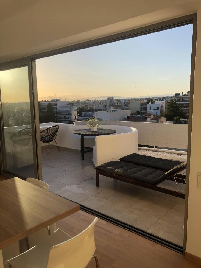 Amazing Suite at Glyfada with sea view&jacuzzi Athena Bagian luar foto